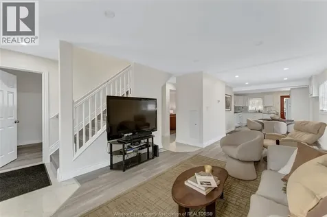 1554 Aubin Road Windsor ON N8Y 4G2