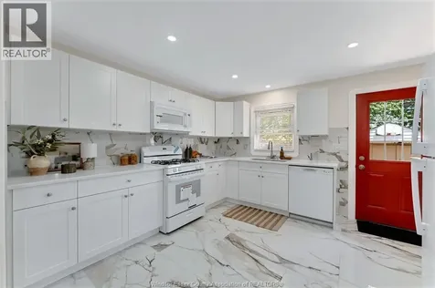 1554 Aubin Road Windsor ON N8Y 4G2
