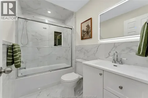 1554 Aubin Road Windsor ON N8Y 4G2