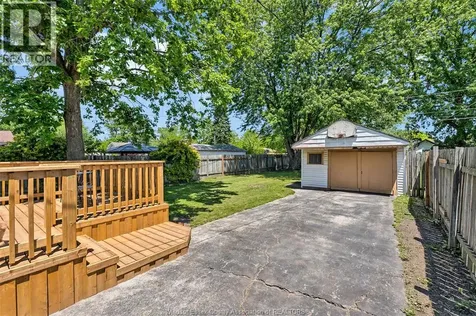 1554 Aubin Road Windsor ON N8Y 4G2