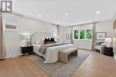 341 Admiral Drive Oakville (br Bronte) ON L6L 0C2