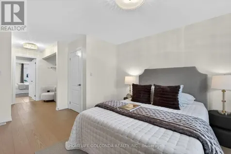 341 Admiral Drive Oakville (br Bronte) ON L6L 0C2