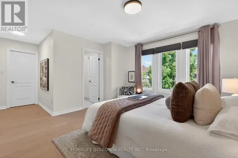 341 Admiral Drive Oakville (br Bronte) ON L6L 0C2