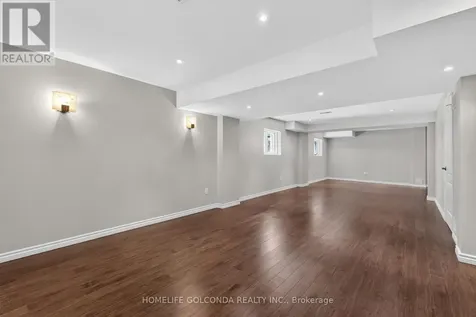 341 Admiral Drive Oakville (br Bronte) ON L6L 0C2