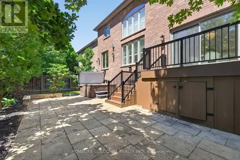341 Admiral Drive Oakville (br Bronte) ON L6L 0C2