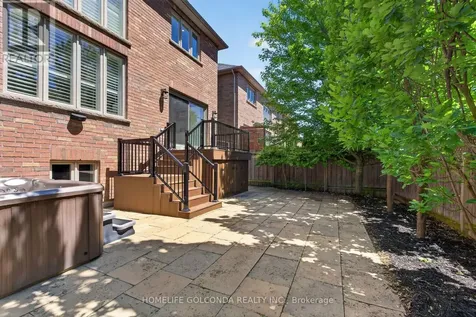 341 Admiral Drive Oakville (br Bronte) ON L6L 0C2