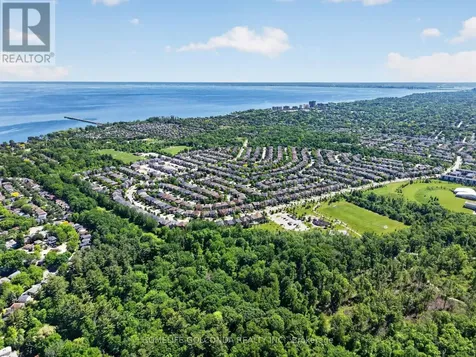 341 Admiral Drive Oakville (br Bronte) ON L6L 0C2