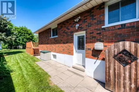 28 Coach Hill Drive Kitchener ON N2E 1P4