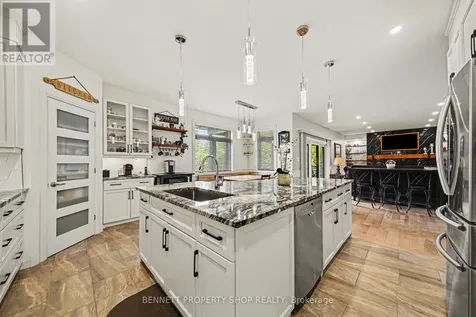6264 Nick Adams Road Ottawa ON K4P 1H2