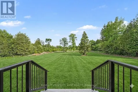 6264 Nick Adams Road Ottawa ON K4P 1H2