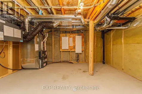 196 Angelonia Crescent Ottawa ON K1T 0Y4