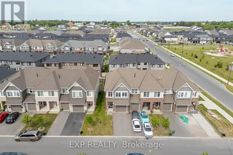 196 Angelonia Crescent Ottawa ON K1T 0Y4