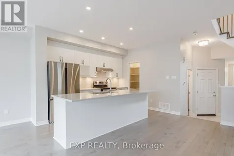 196 Angelonia Crescent Ottawa ON K1T 0Y4