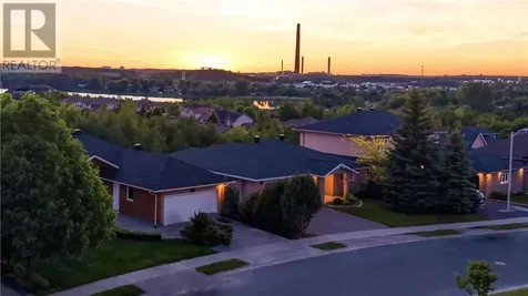 790 Arnold Street Sudbury ON P3E 6H2