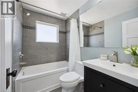 347 Blucher Boulevard Kitchener ON N2H 5W1