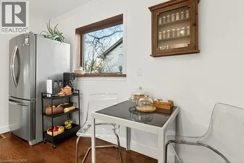 9 Morton Avenue Dundas ON L9H 2P4