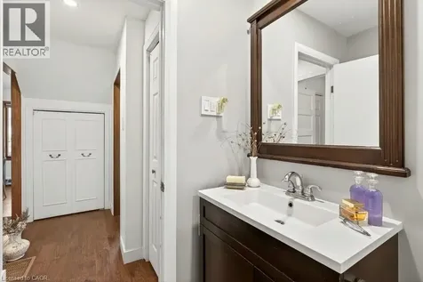 9 Morton Avenue Dundas ON L9H 2P4