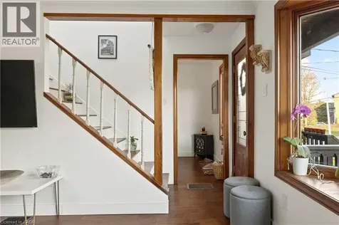 9 Morton Avenue Dundas ON L9H 2P4