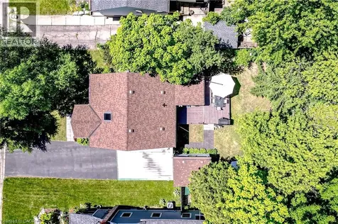 9 Morton Avenue Dundas ON L9H 2P4