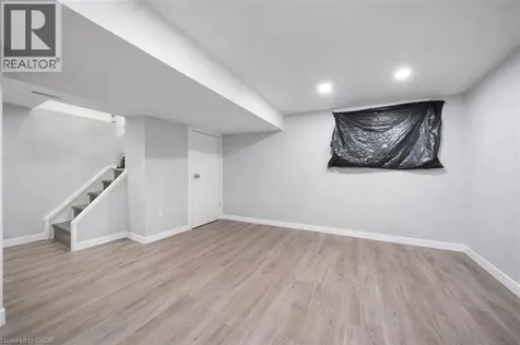 106 Lottridge Street Hamilton ON L8L 6T9