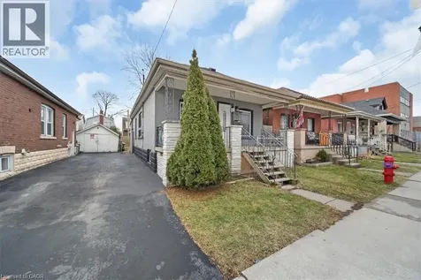 106 Lottridge Street Hamilton ON L8L 6T9