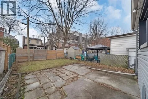 106 Lottridge Street Hamilton ON L8L 6T9