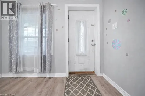 106 Lottridge Street Hamilton ON L8L 6T9