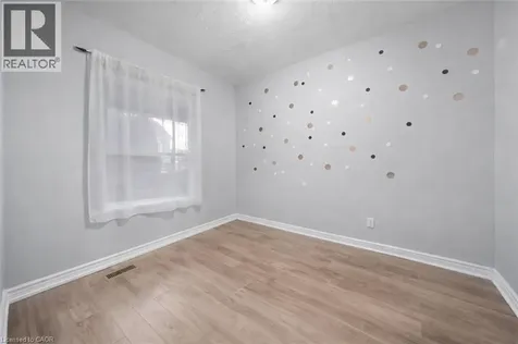 106 Lottridge Street Hamilton ON L8L 6T9