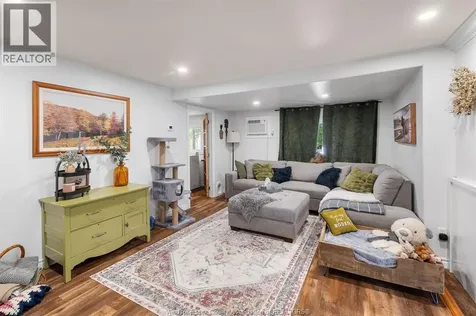 31 Dana Drive Essex ON N8M 1Z1