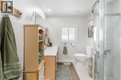 31 Dana Drive Essex ON N8M 1Z1