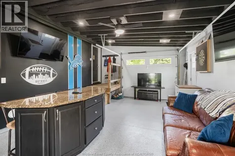 31 Dana Drive Essex ON N8M 1Z1