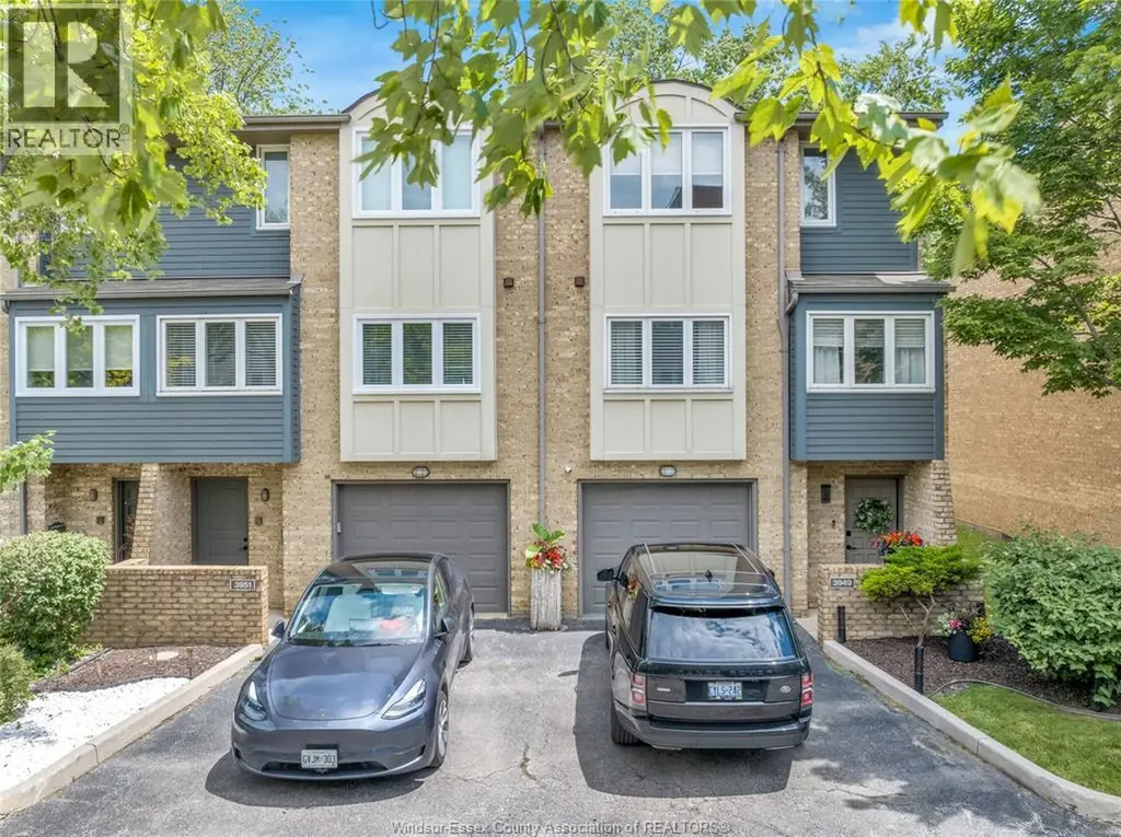 3949 Riverside Drive East Windsor ON N8Y 1B1
