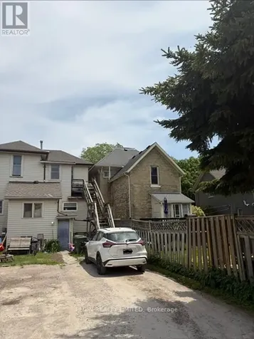 46 Elgin Street St. Thomas ON N5R 3M1