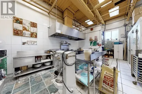 1026 Speers Road Oakville (br Bronte) ON L6L 2X4