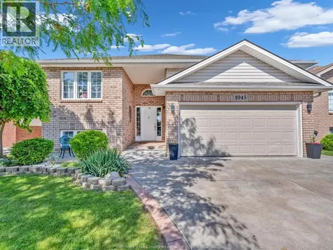 1045 Clover Avenue Windsor ON N8P 1V8