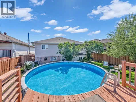 1045 Clover Avenue Windsor ON N8P 1V8