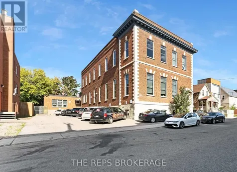 43 Eccles Street Ottawa ON K1R 6S3