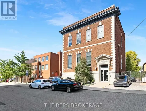 43 Eccles Street Ottawa ON K1R 6S3