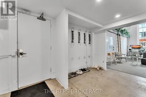 43 Eccles Street Ottawa ON K1R 6S3