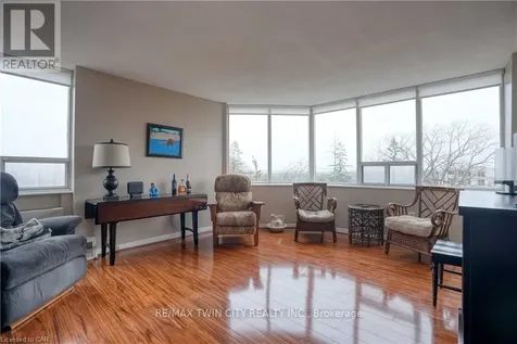 3227 King Street East Kitchener ON N2A 3Z9