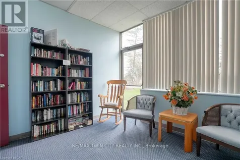 3227 King Street East Kitchener ON N2A 3Z9