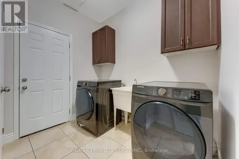 1263 Countrystone Drive Kitchener ON N2N 3S4