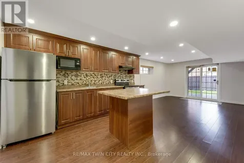 1263 Countrystone Drive Kitchener ON N2N 3S4