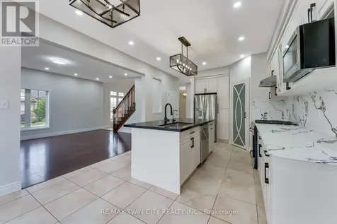 1263 Countrystone Drive Kitchener ON N2N 3S4