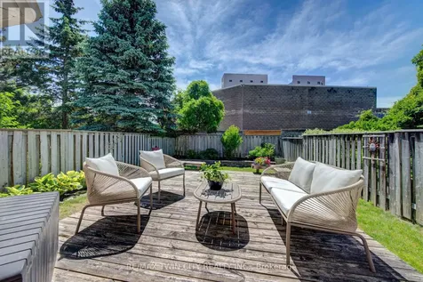 243 Auburn Drive Waterloo ON N2K 3X7