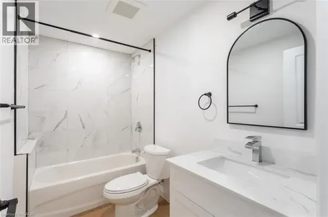 115 Catharine Street North Hamilton ON L8R 1J5