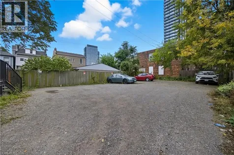 115 Catharine Street North Hamilton ON L8R 1J5