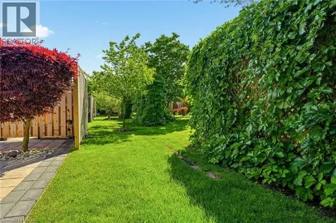2140 Turnberry Road Burlington ON L7M 4L8