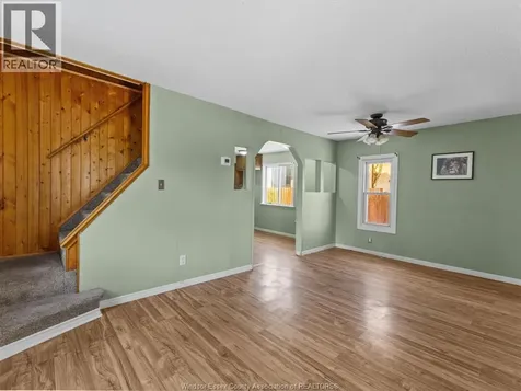 2509 Alexis Road Windsor ON N9J 1Y3