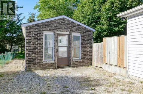 6887 Tecumseh Lakeshore ON N0R 1N0